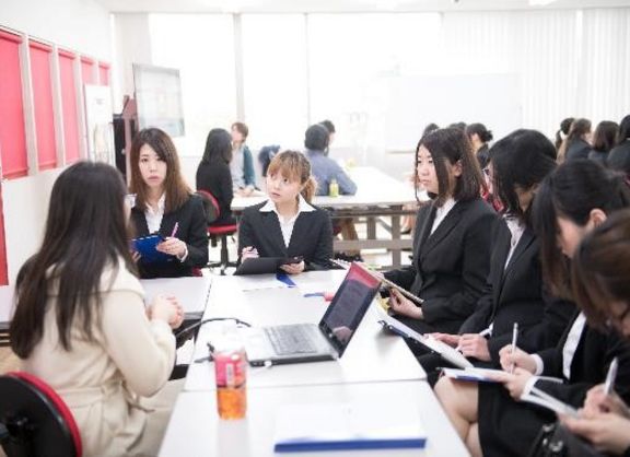【東京校】人気10社が一同に集結！ゲームアカデミー東京校にて、学内企業説明会を実施！