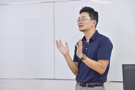 東京校 アフリカtv 代表取締役 植田修平氏 ゲーム実況特別講演 ゲーム専門の学校 バンタンゲームアカデミー 東京校 アフリカtv 代表取締役 植田修平氏 ゲーム実況特別講演 ゲーム専門の学校 バンタンゲームアカデミー